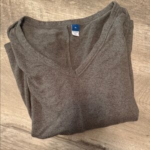 Old Navy Women's V-Neck Sweater in green